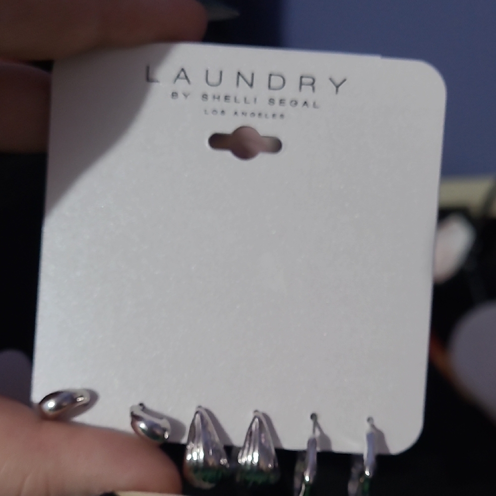 Laundry by Shelli Segal Shiny Silver Earrings